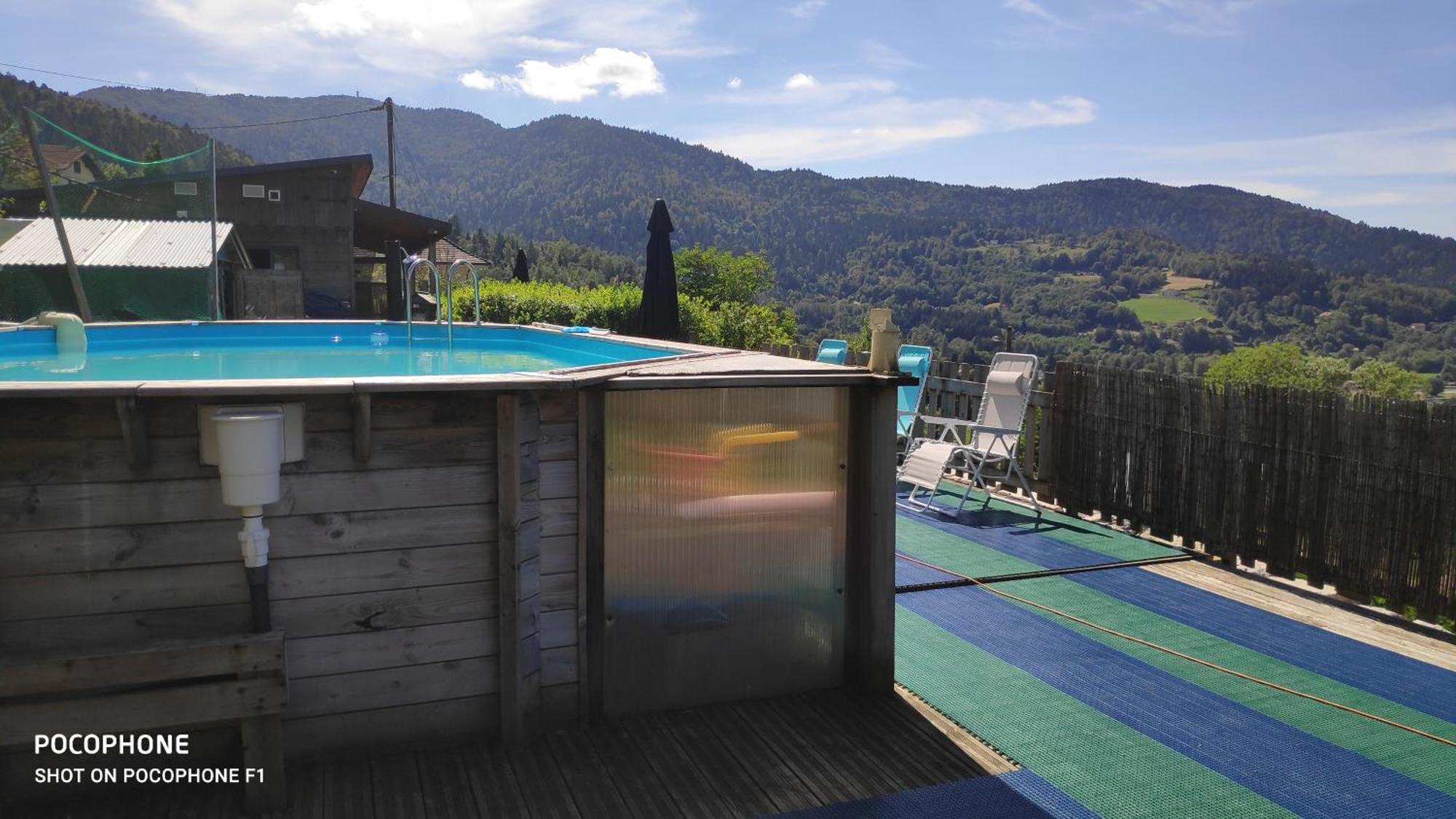 Avec Vue Sur La Vallee Chalet